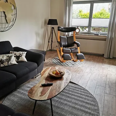Casa de Férias In Waldrandlage In Nationalpark / Eifel