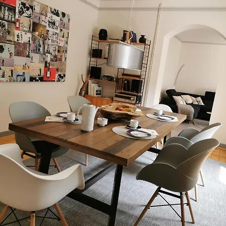 度假居 In Waldrandlage In Nationalpark / Eifel 施莱登