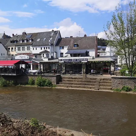 In Waldrandlage In Nationalpark / Eifel 度假居 施莱登