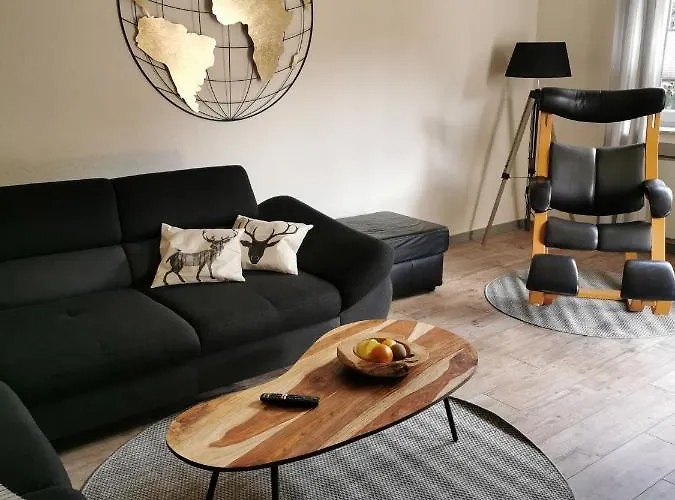 In Waldrandlage In Nationalpark / Eifel *