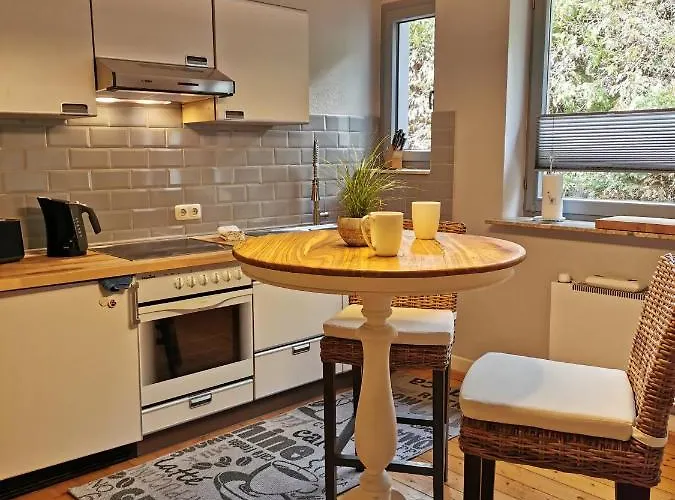 In Waldrandlage In Nationalpark / Eifel * Schleiden